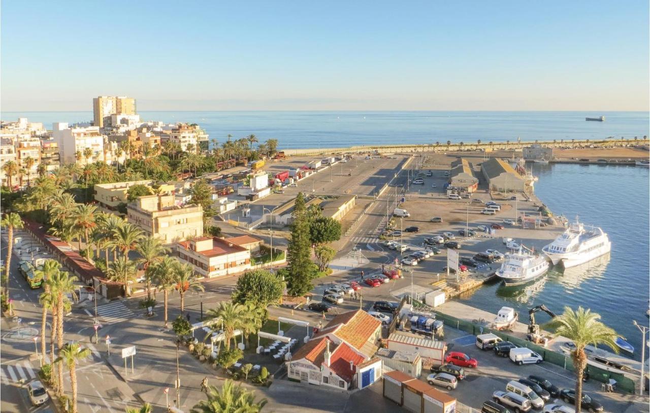 2 Bedroom Stunning Apartment In Torrevieja Exterior photo